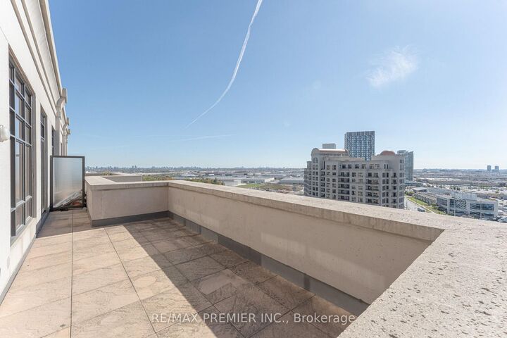 Property Photo:  9235 Jane Street Ph04  ON L6A 0J8 