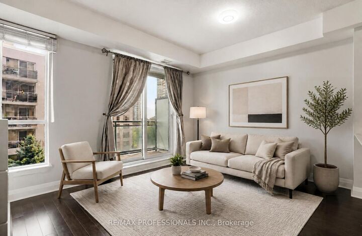 Property Photo:  17 Kenaston Gardens 417  ON M2K 1G7 