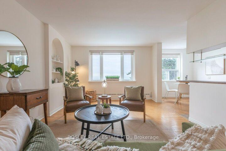 Property Photo: 2693 Lakeshore Boulevard W 1 ON M8V 1G6