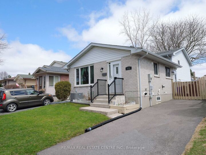 Property Photo:  771 Monsarrat Avenue  ON N5Y 4Y3 