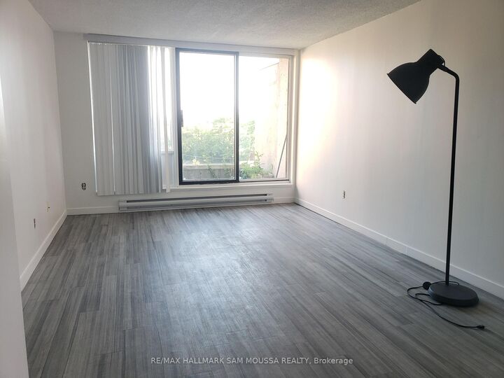 Property Photo: 1177 Belanger Avenue 413 ON K1H 8N7
