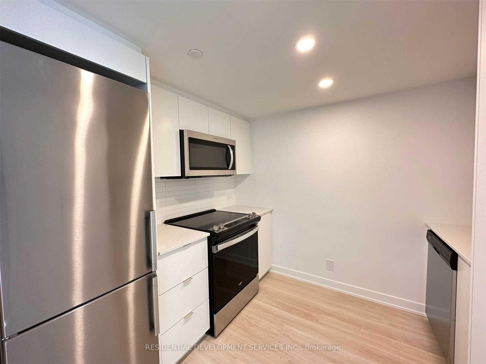 Property Photo: 30 Tretti Way 514 ON M3H 0E3