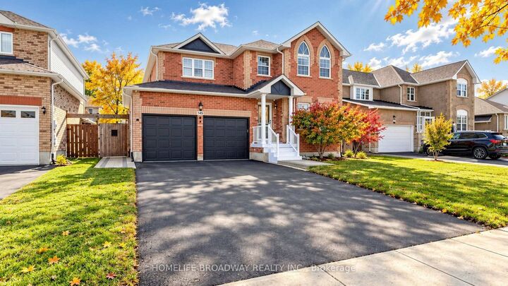 Property Photo:  145 Livingstone Street E  ON L4M 6Y1 