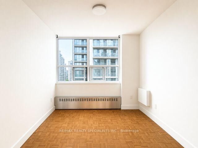 Property Photo:  80 Wellesley Street E 404  ON M4Y 1N9 