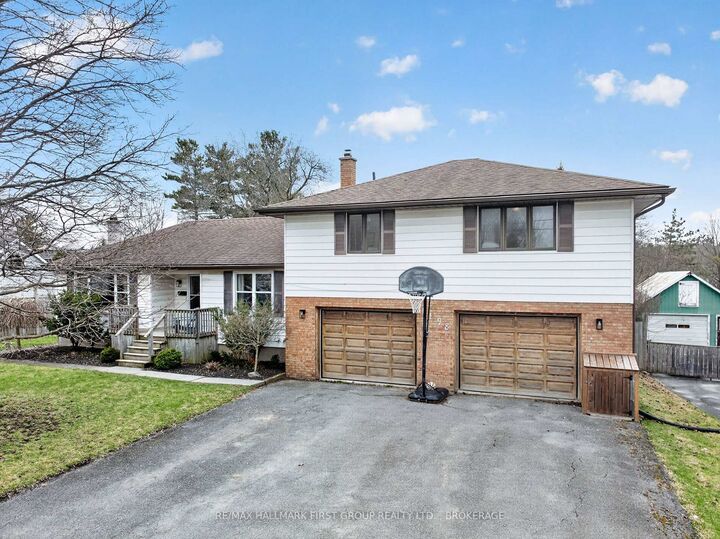 Property Photo:  1198 Brass Drive  ON K7M 3M3 
