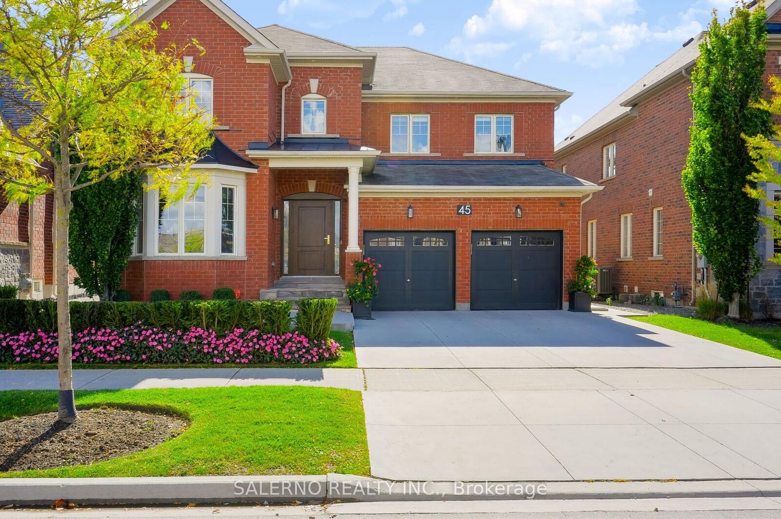 Property Photo: 45 Woodgate Pines Drive ON L4H 4A3