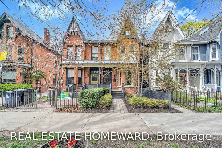 Property Photo: 80 Willcocks Street ON M5S 1C8