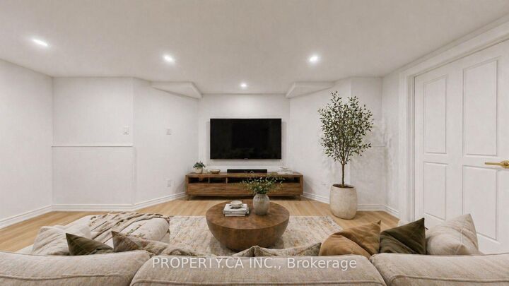 Property Photo:  1469 Brentano Boulevard  ON L4X 1A2 
