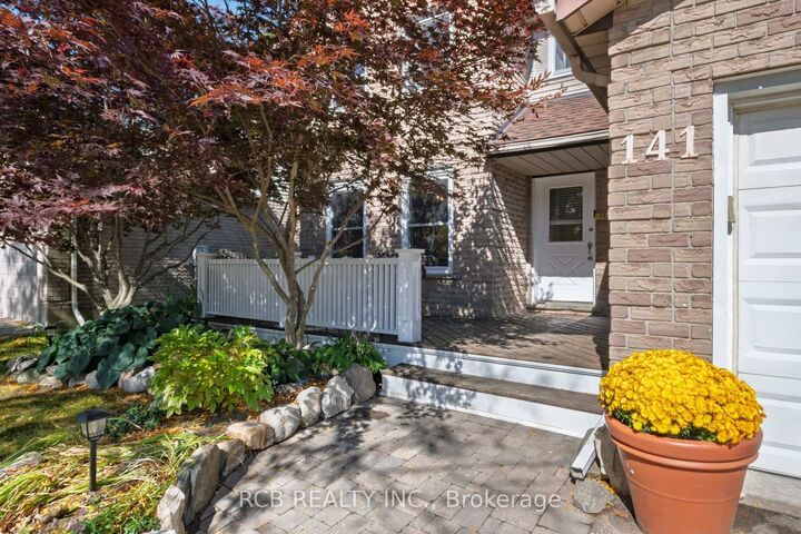 Property Photo:  141 Viscount Road  ON N3P 1Y6 