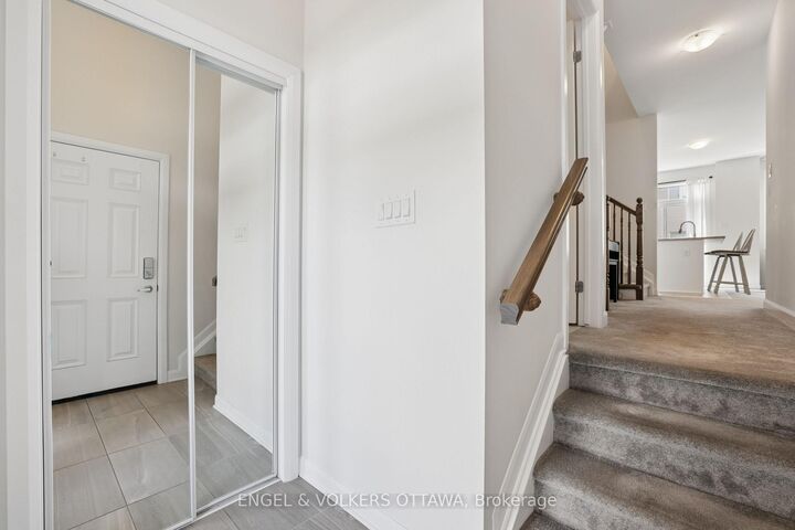 Property Photo: 185 Chakra Street ON K2J 6Z3