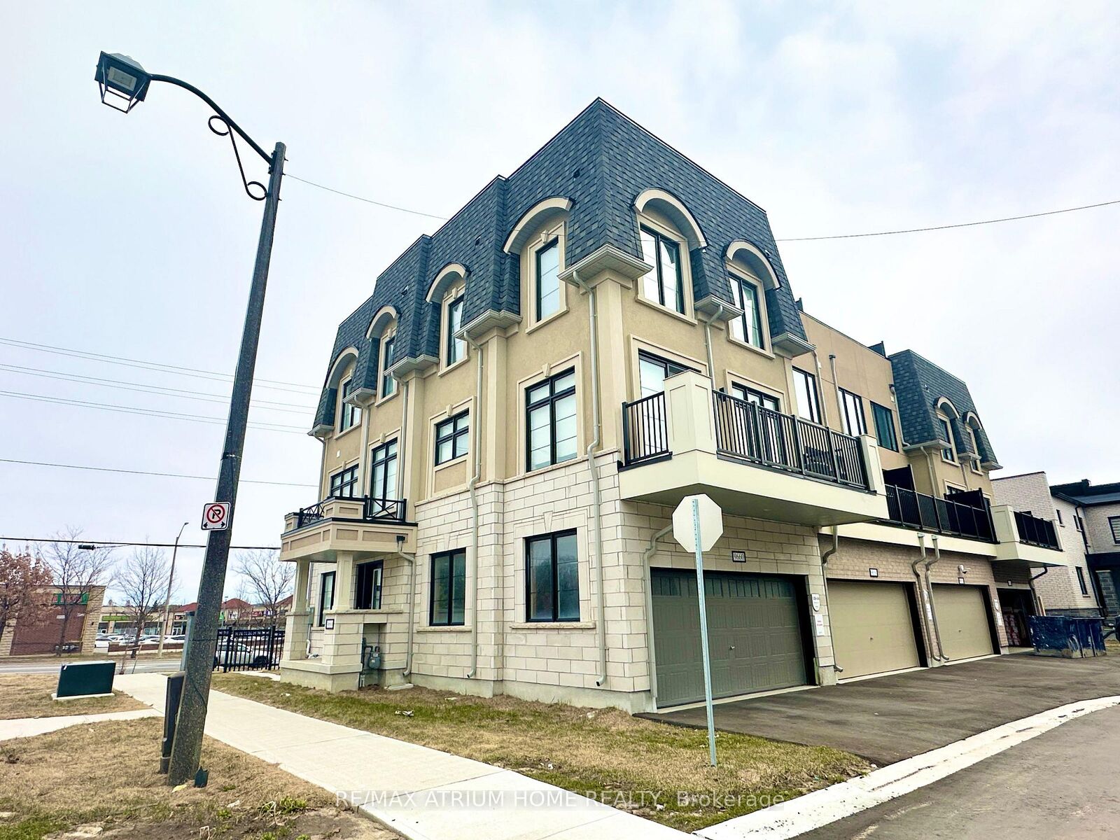Property Photo:  9660 Kennedy Road  ON L6C 3J7 
