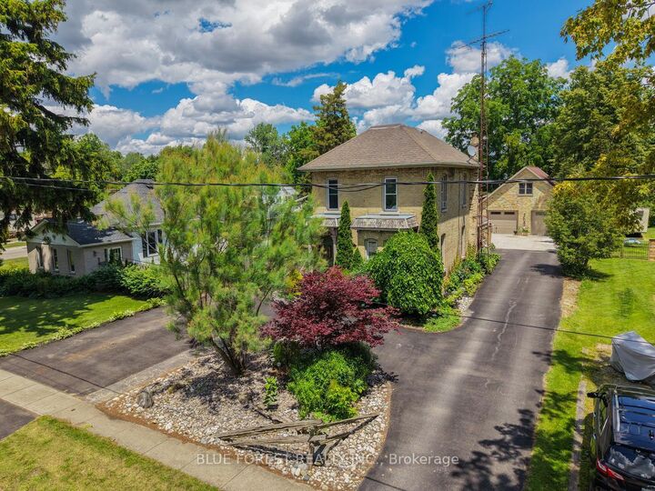 Property Photo:  201 Margaret Street  ON N0L 1J0 