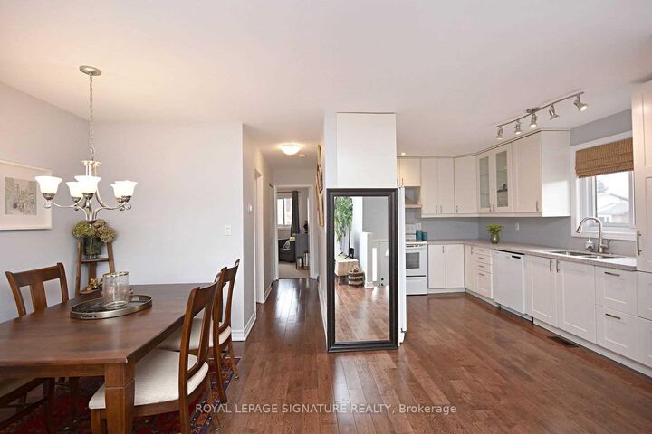 Property Photo:  6303 Plowmans Heath N/A  ON L5N 3W1 