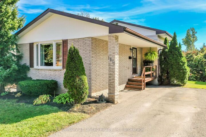 Property Photo: 1615 Cherryhill Road ON K9K 1A9