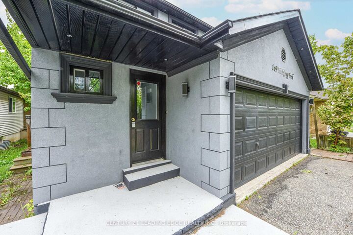 Property Photo:  169 Hickling Trail  ON L4M 5V1 