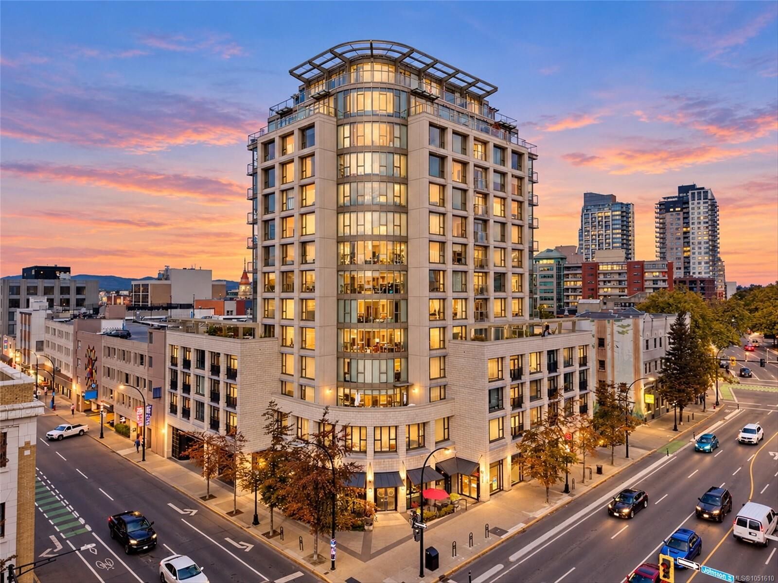 Property Photo:  760 Johnson St #206  BC V8W 0A4 