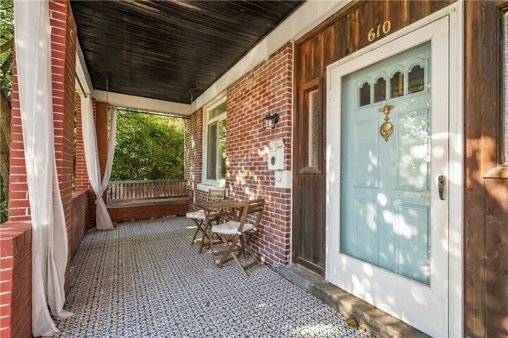 Property Photo:  610 Ravenswood Ave  PA 15202 