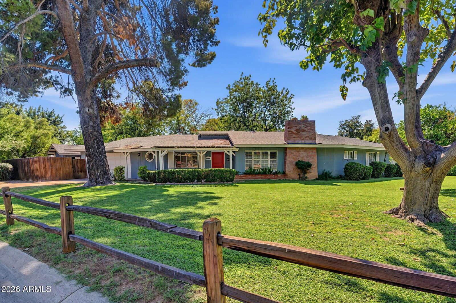 Property Photo:  1201 W Rancho Drive  AZ 85013 