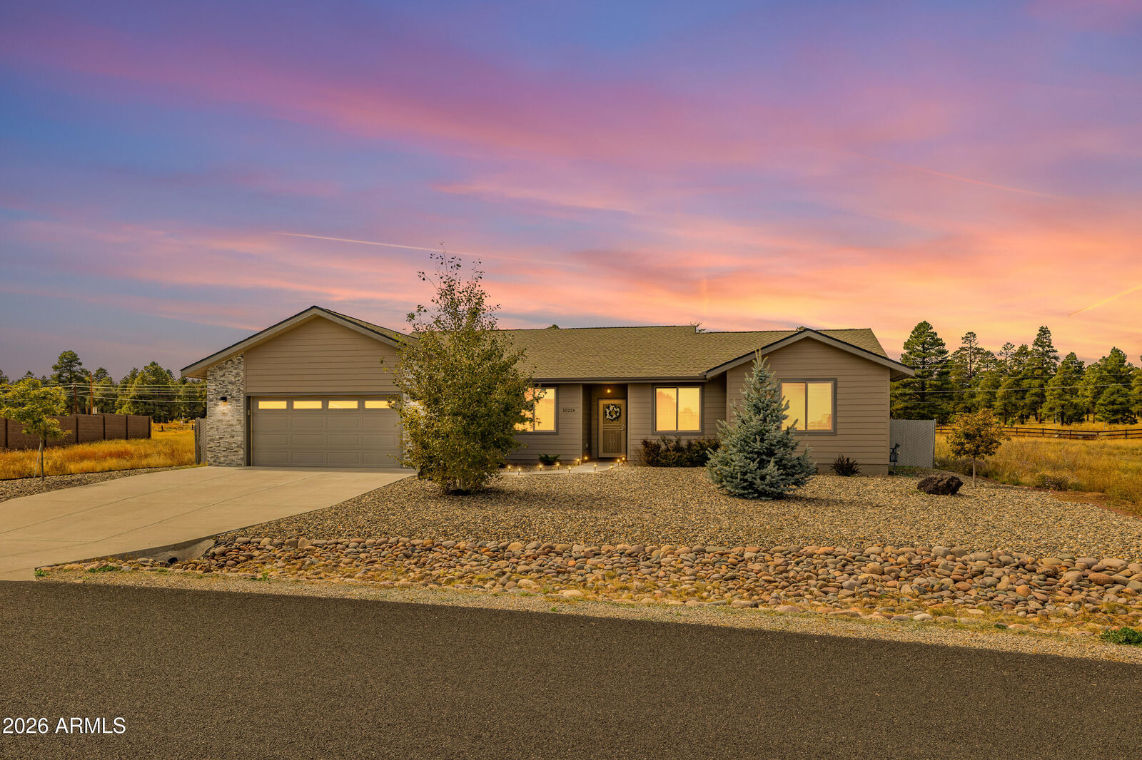 Property Photo:  10226 Lundin Road  AZ 86004 