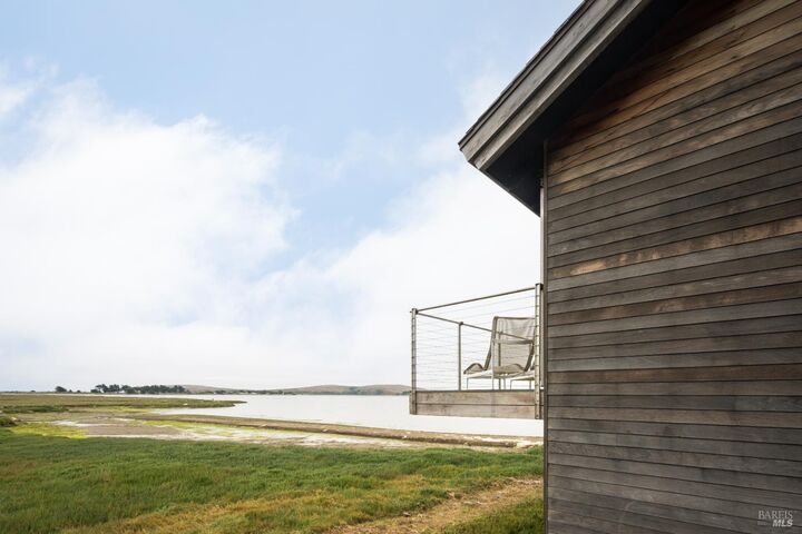 Property Photo:  509 Smith Brothers Road  CA 94923 