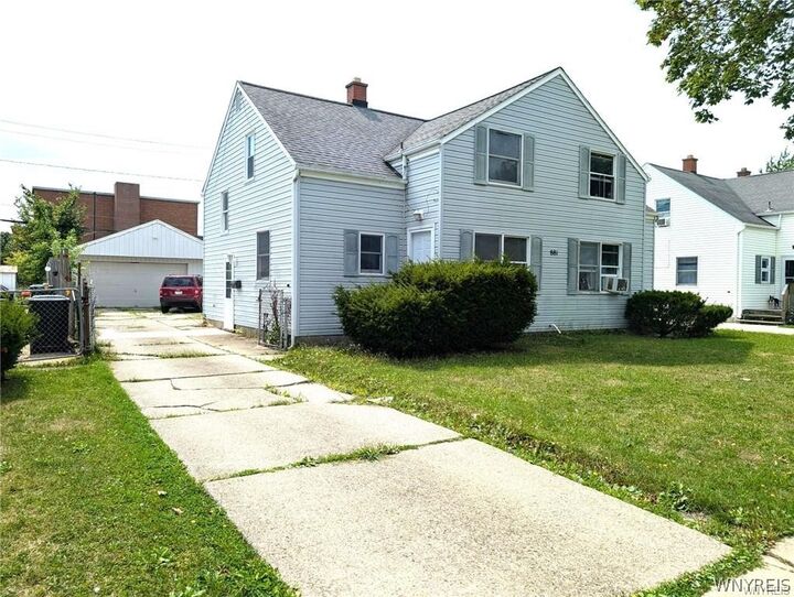 Property Photo:  881 Highland Avenue  NY 14223 