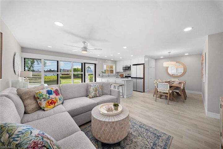 Property Photo: 3200 Gulf Shore Blvd N 107 FL 34103