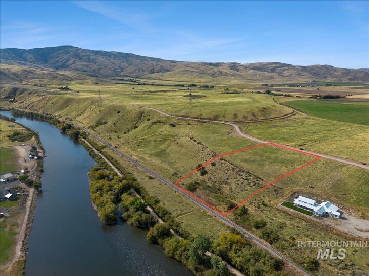 Property Photo: 4201 Harmony Ln (Lot 3) ID 83617