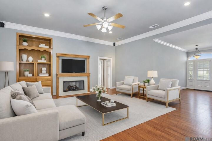 Property Photo: 8788 Wyeth Dr LA 70706