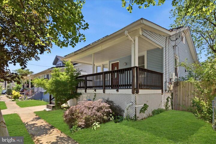 Property Photo:  4318 Lawrence Street  MD 20722 