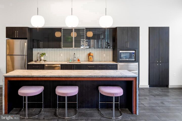 Property Photo:  1125 Sansom Street 418  PA 19107 