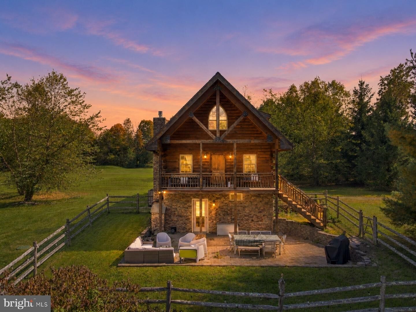 Property Photo: 100 Meadowlark Lane PA 18426