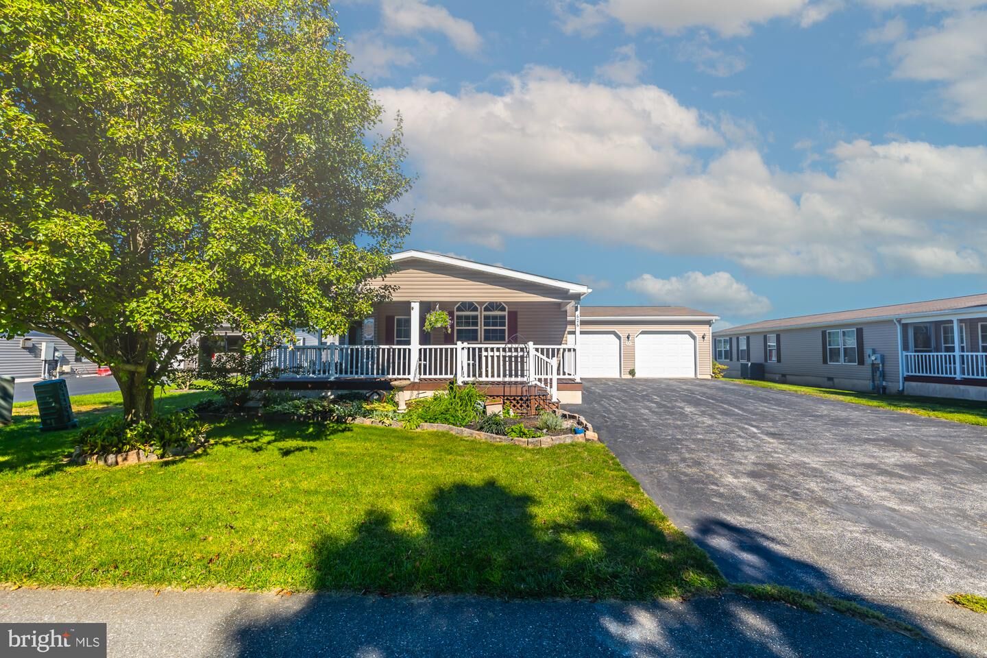 Property Photo:  626 Farmland Way  PA 19320 