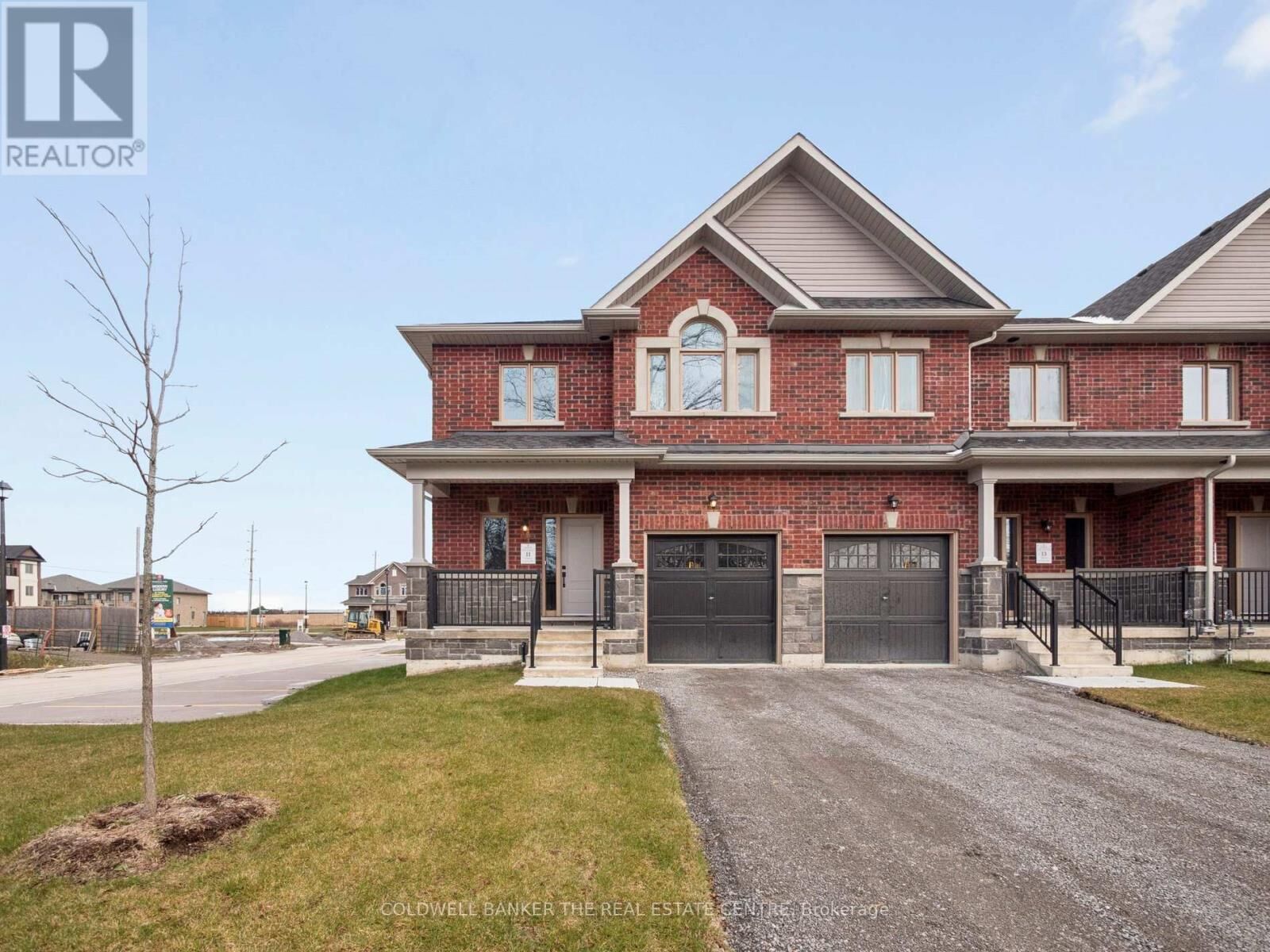 Property Photo: 11 Hildred Cushing Way ON L9P 0S1