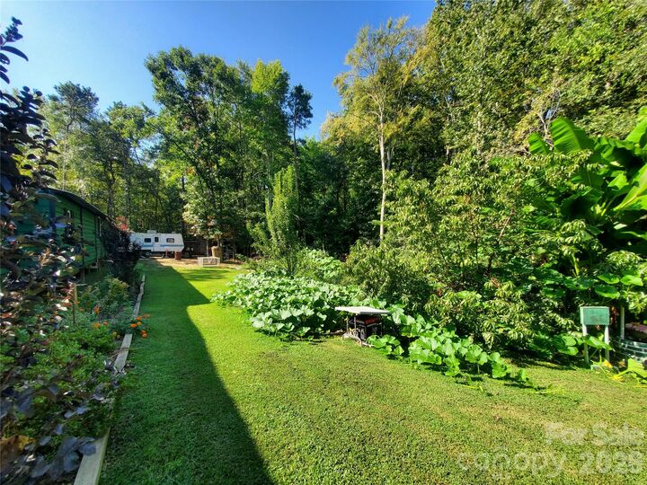 Property Photo: 4715 Needmore Road 3 NC 27013
