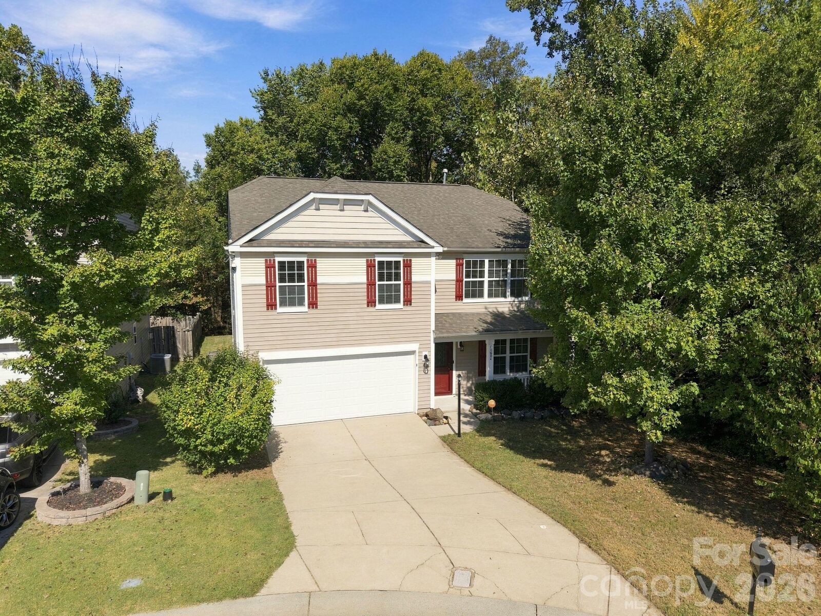 Property Photo: 11604 Ragan Elizabeth Court NC 28278