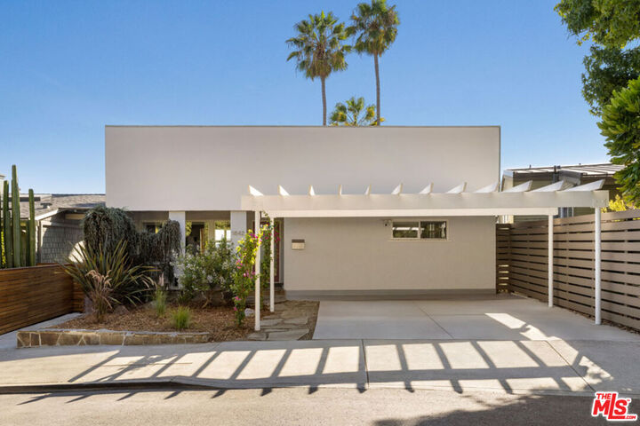Property Photo: 1642 Elevado St CA 90026