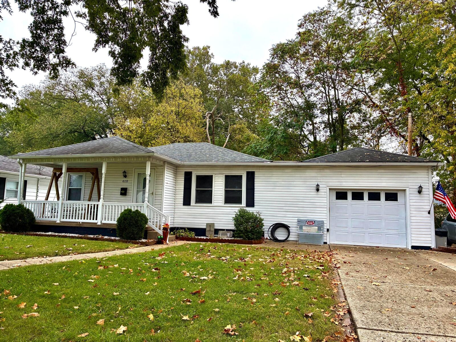 Property Photo:  610 Sheridan Drive  OH 43130 