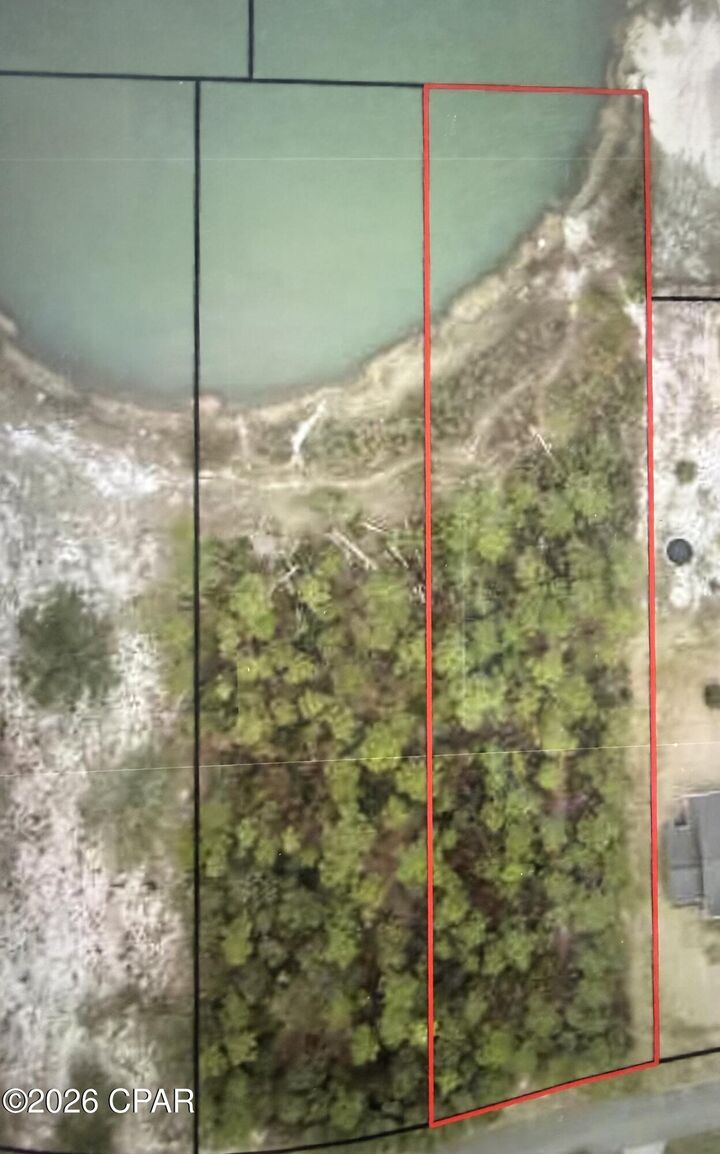 Property Photo:  215 White Oaks Boulevard  FL 32409 