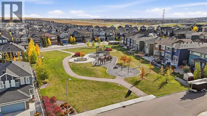 Property Photo:  375 Evanston Way Northwest  AB T3P 0P7 