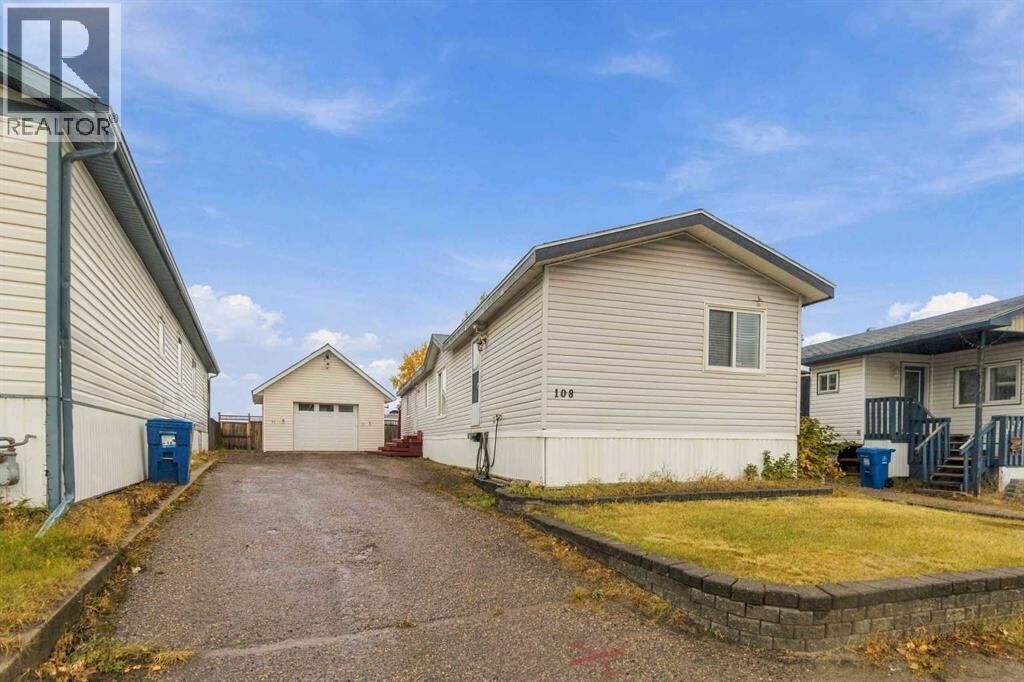 Property Photo:  108 Gregoire Crescent  AB T9H 2L2 