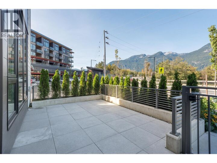 Property Photo:  1502 Scott Crescent 101  BC V8B 1G4 