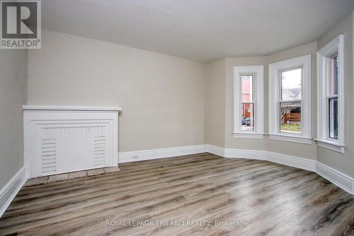 Property Photo:  53 Gladstone Avenue 2  ON N5R 2L7 