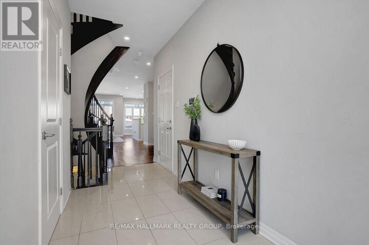 Property Photo:  317 Lysander Place  ON K1K 3X8 