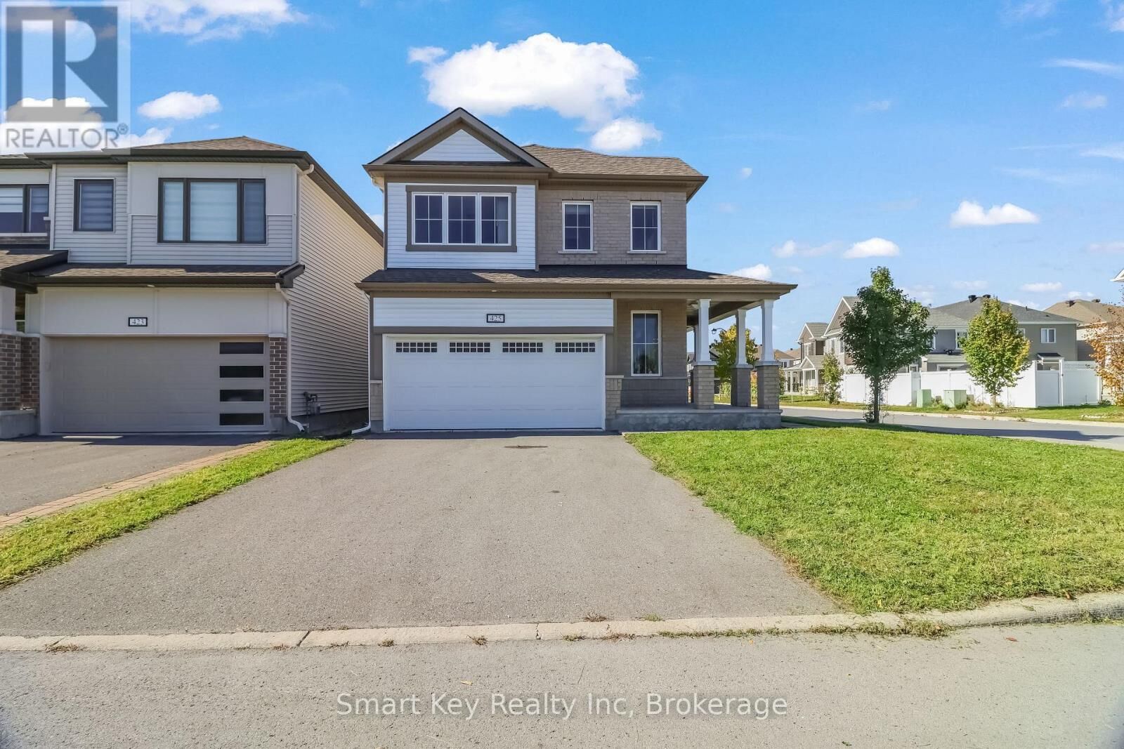 Property Photo: 425 Aphelion Crescent ON K2J 6N6