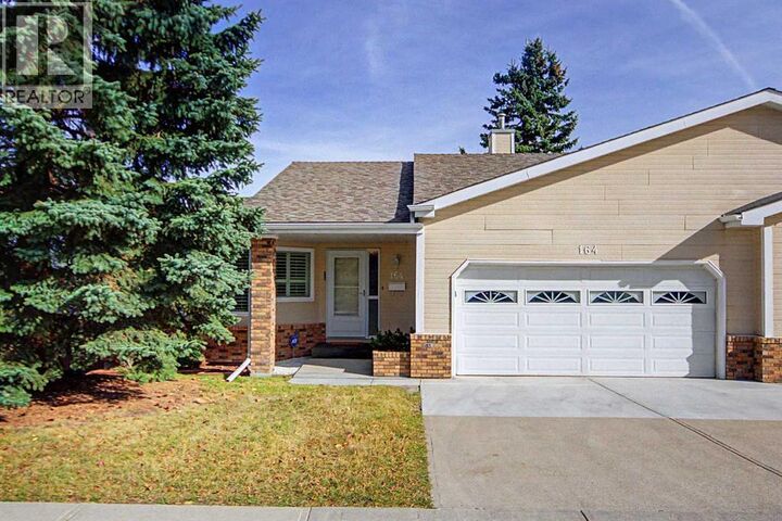 Property Photo: 164 Strathaven Circle Southwest AB T3H 2N5