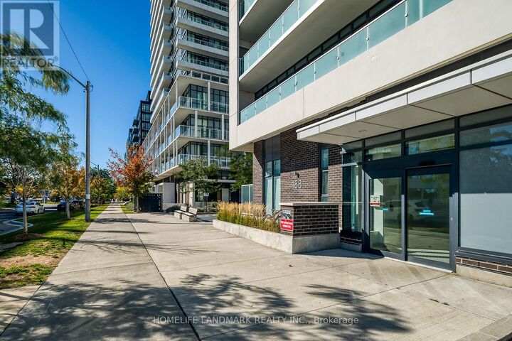 Property Photo:  188 Fairview Mall Drive 109  ON M2J 0H7 
