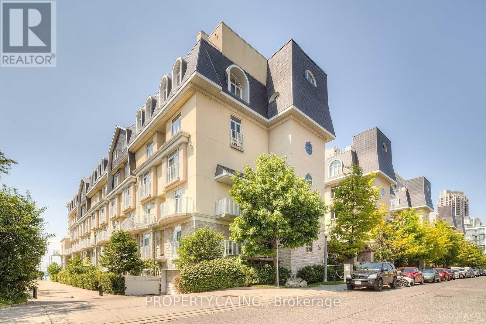 Property Photo:  28 Stadium Road 178  ON M5V 3P4 