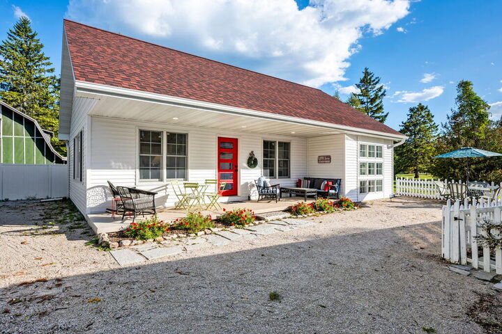 Property Photo:  6269 Onan Dr  WI 54235 