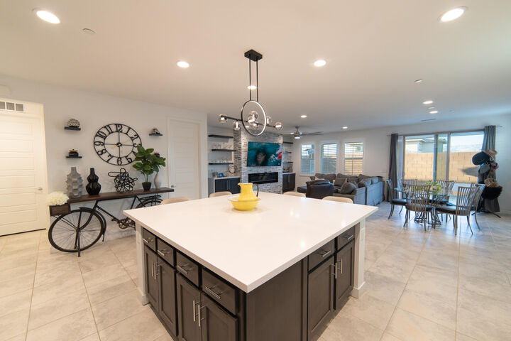 Property Photo: 73500 Henri Drive CA 92211