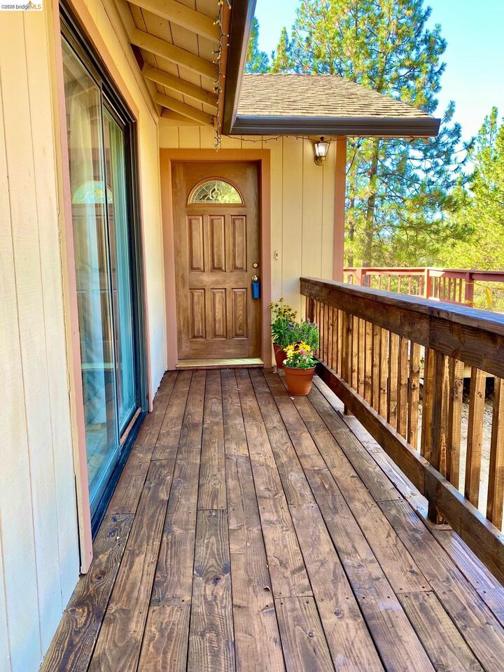 Property Photo:  17275 Corcoran-Gray Rd  CA 95305 